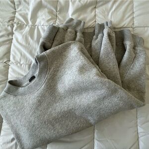 Abercrombie Heather Gray Cozy Sweatshirt